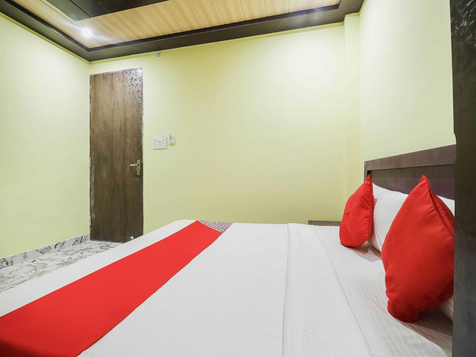 Hotel O A-Square Homes Near Lulu Mall Bijnaur Екстериор снимка